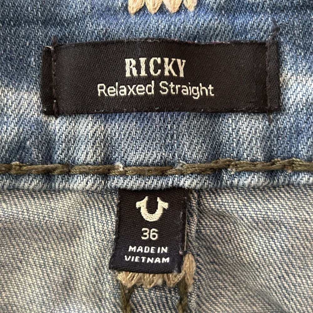 True Religion Ricky Relaxed Straight Jeans Mens 36x34 Blue Light Wash Distressed - Picture 3 of 16